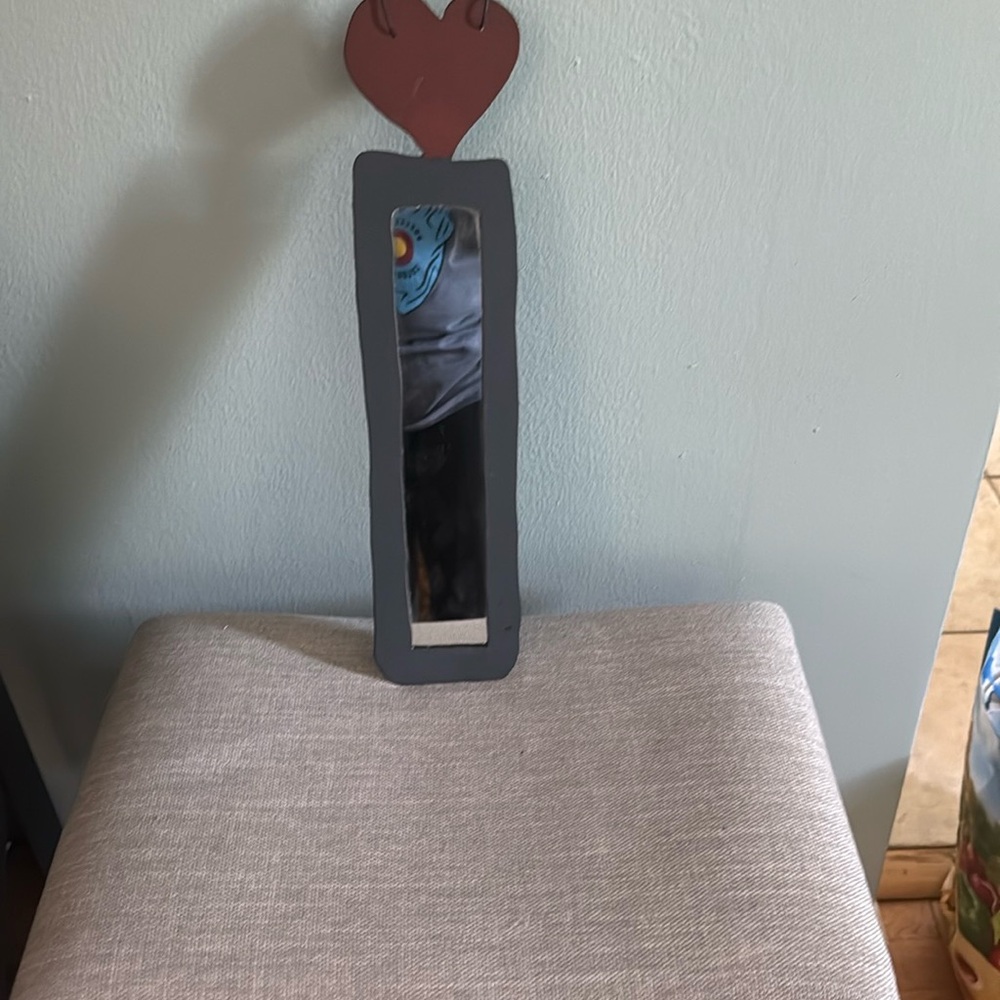 Heart Accent Wall Mirror